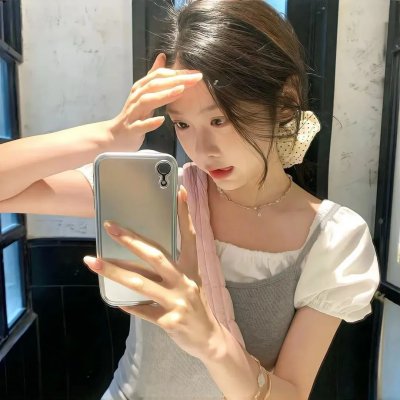 夹心人粤语